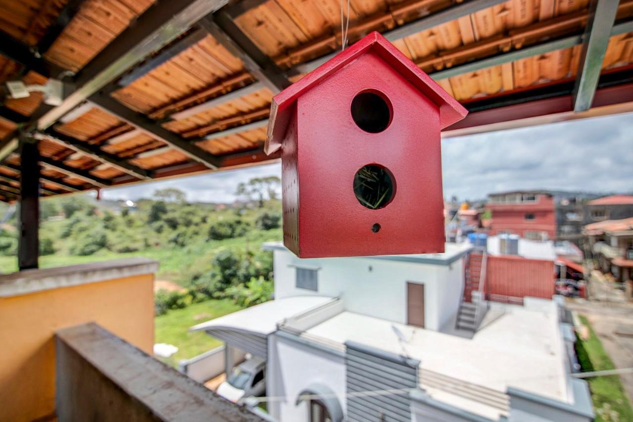 Oyo 79233 Hotel Hive Stays Kochi Exterior foto